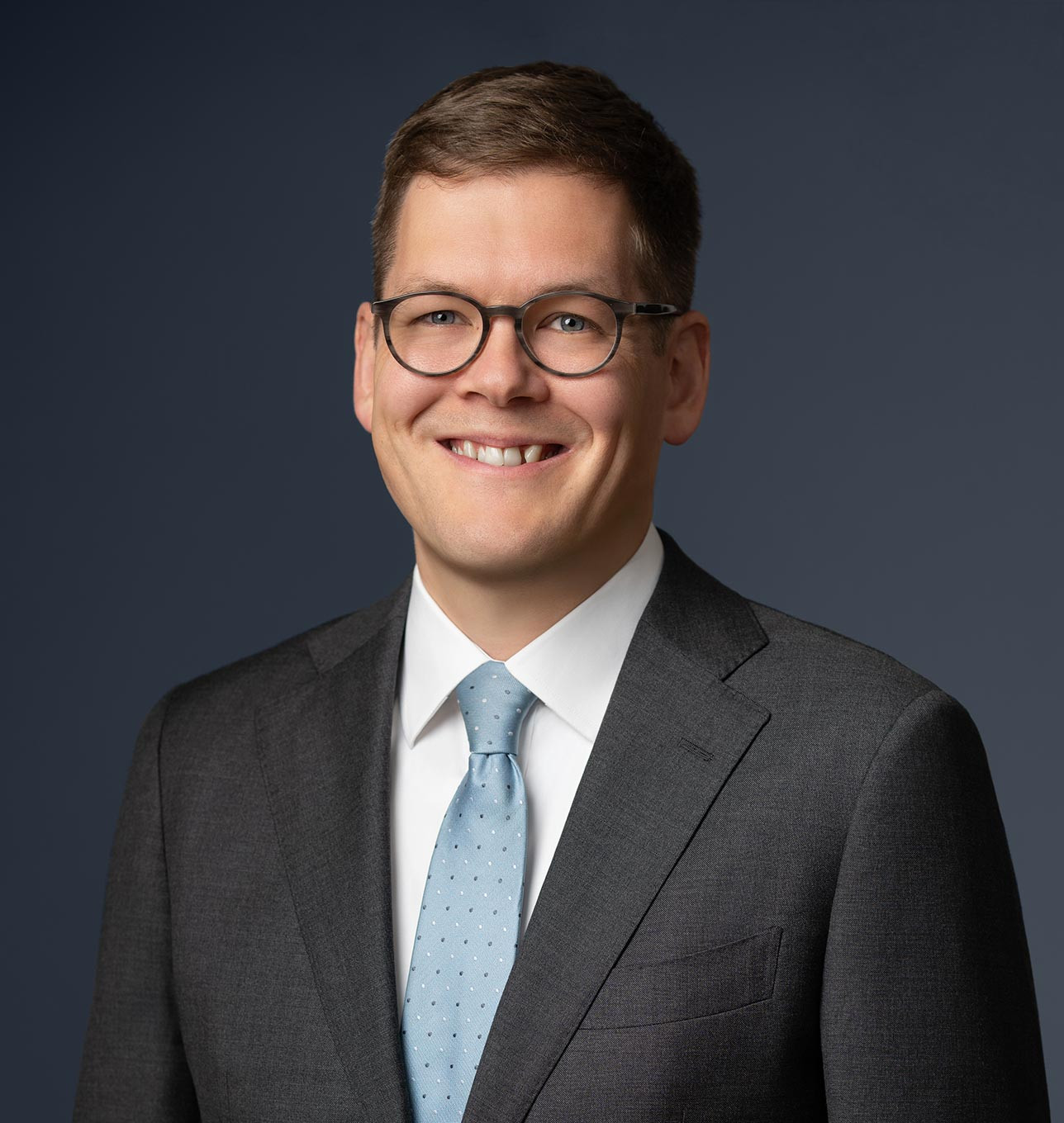 Leif Overvold | People | Mayer Brown