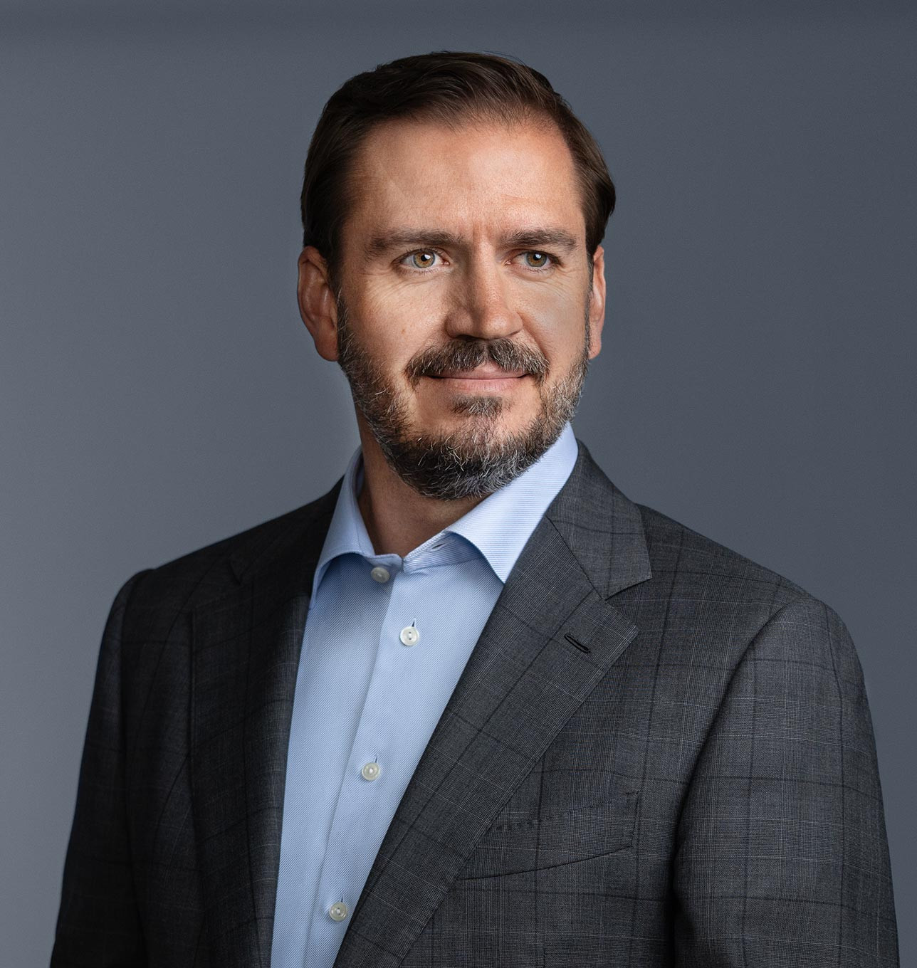 Headshot of Evan Hiller