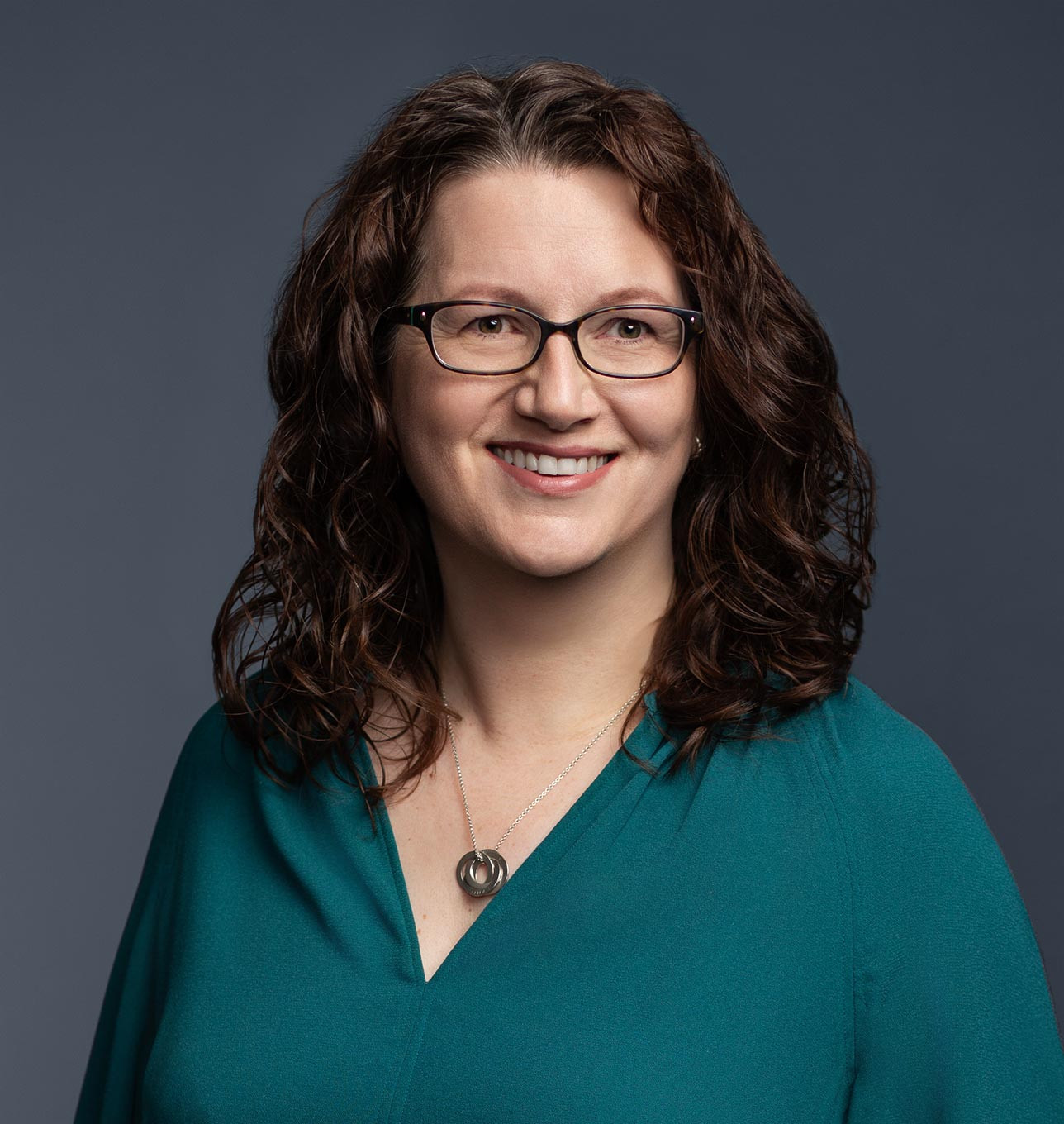 Headshot of Tara Hogg
